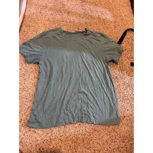 Tommy Bahama mens medium blue shirt